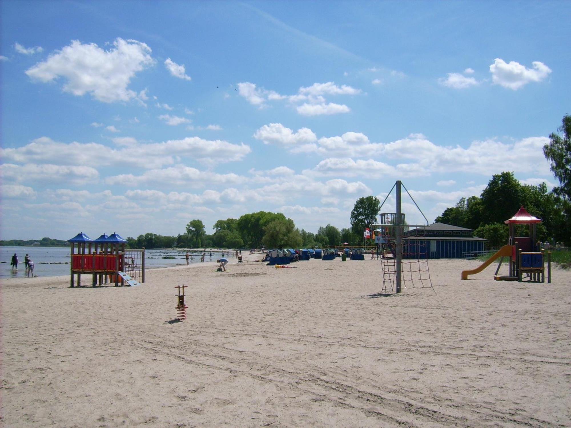 Ferien-Bungalow Im Seebad Ueckermuendeot Bellin Екстер'єр фото